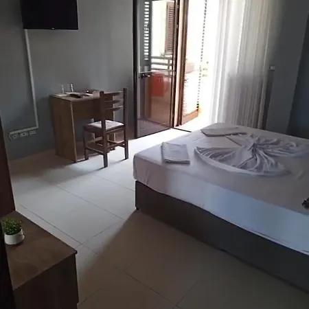 Pensionat Clothes 3*