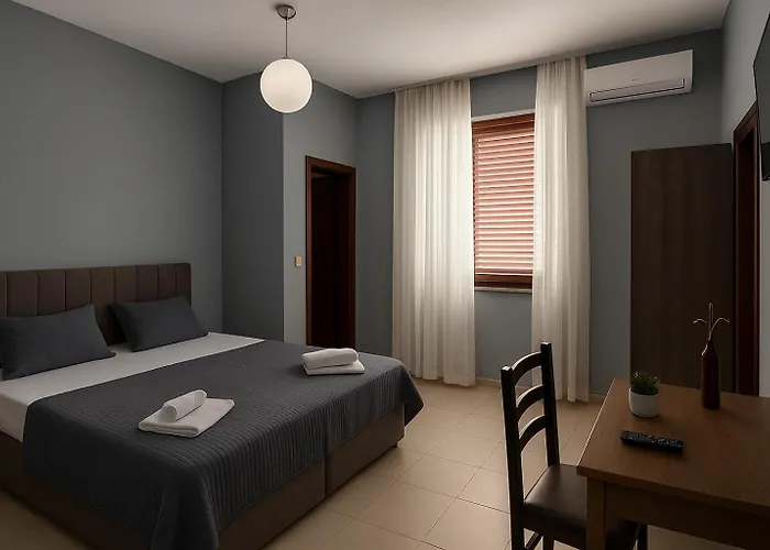 Clothes Konukevi Shkodër