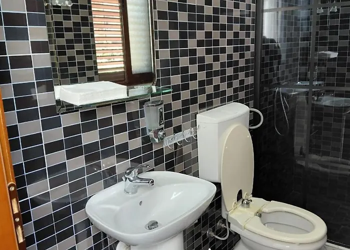 Konukevi Clothes Shkodër