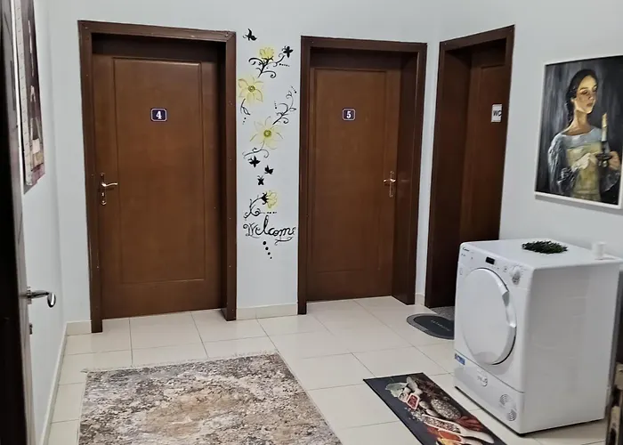 Гостевой дом Clothes 3*